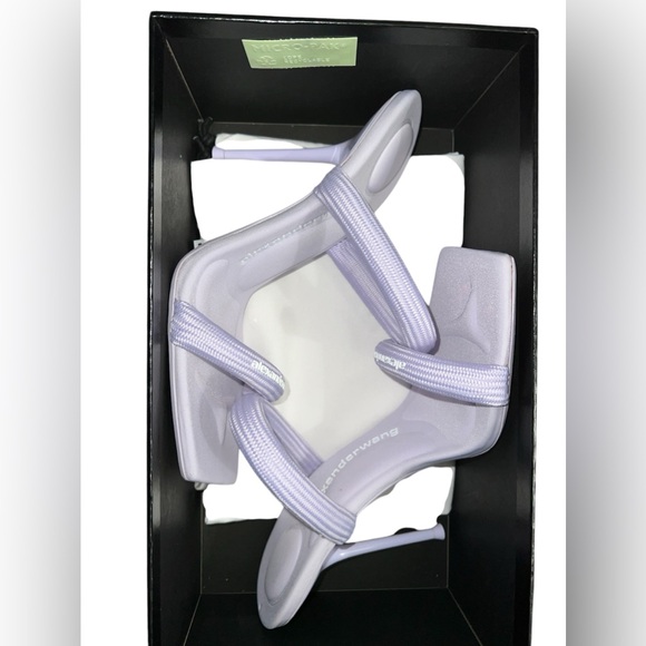 NIB Alexander Wang “Julie Tubular Webbing” Heels
Never worn - Picture 2 of 8